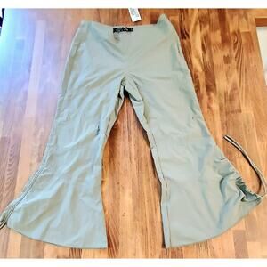 Urban Outfitters Silence + Noise Hayley Crop Kick Flare Pants Khaki Size 2